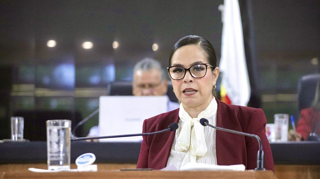 Plantea la diputada Gabriela Montoya que familias no se queden sin agua por falta de pago 22 DIP GABRIELA MONTOYA TERRAZAS 260526 3