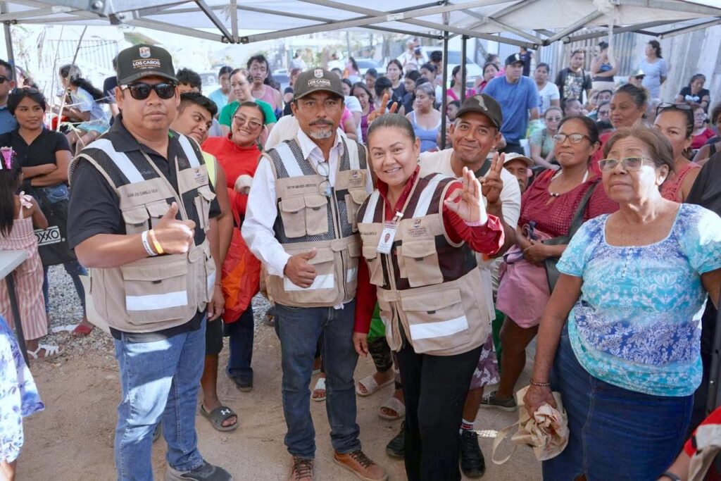 Gobierno Municipal acerca apoyos y atención directa a las familias de Cabo San Lucas 15 724350085 1439634584868148 4385319531326261167 n