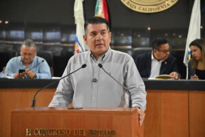 Proponen incorporar la materia de inglés en el marco normativo estatal 14 DIP FABRIZIO DEL CASTILLO MIRANDA 260616 3